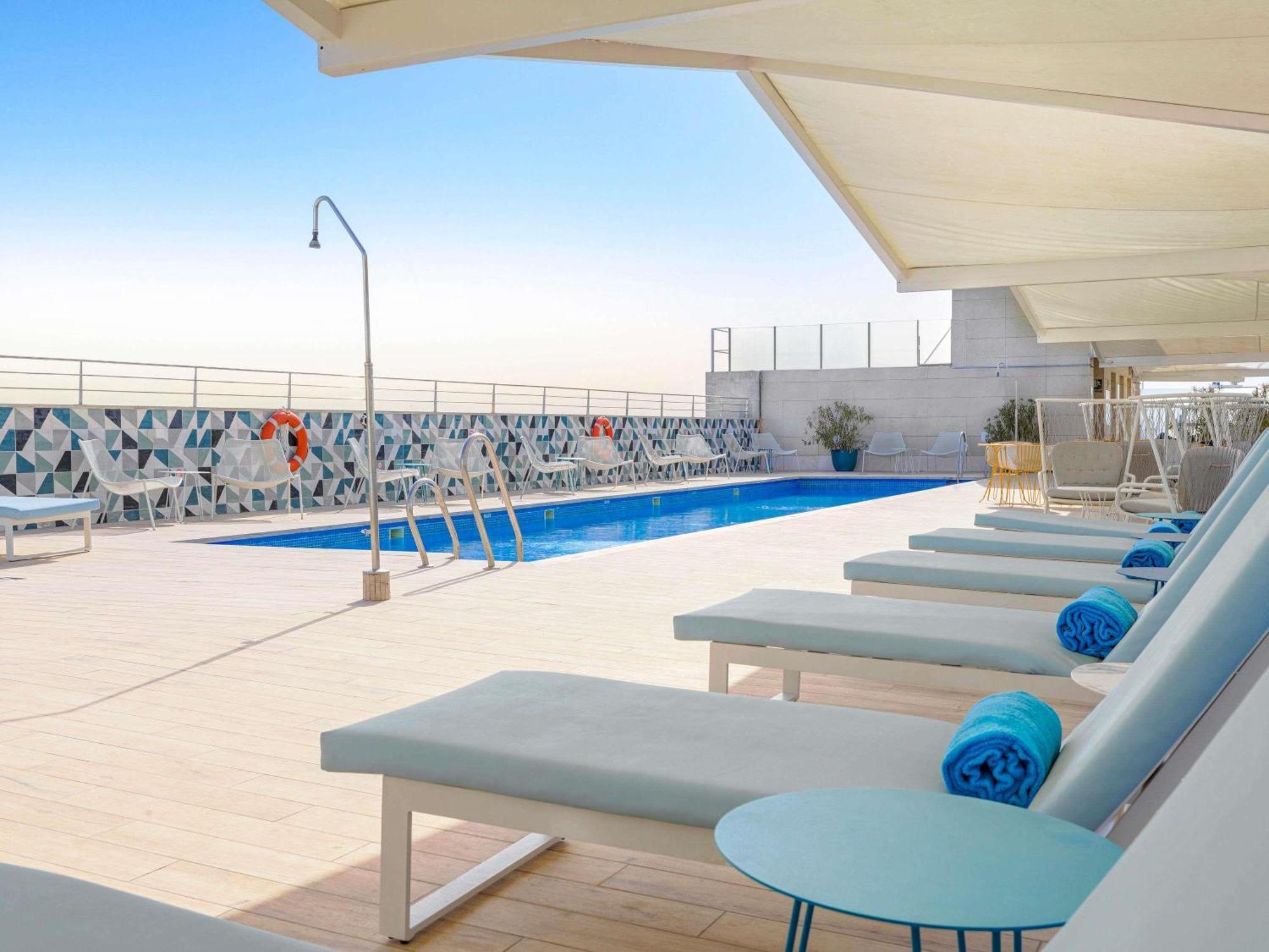 Novotel